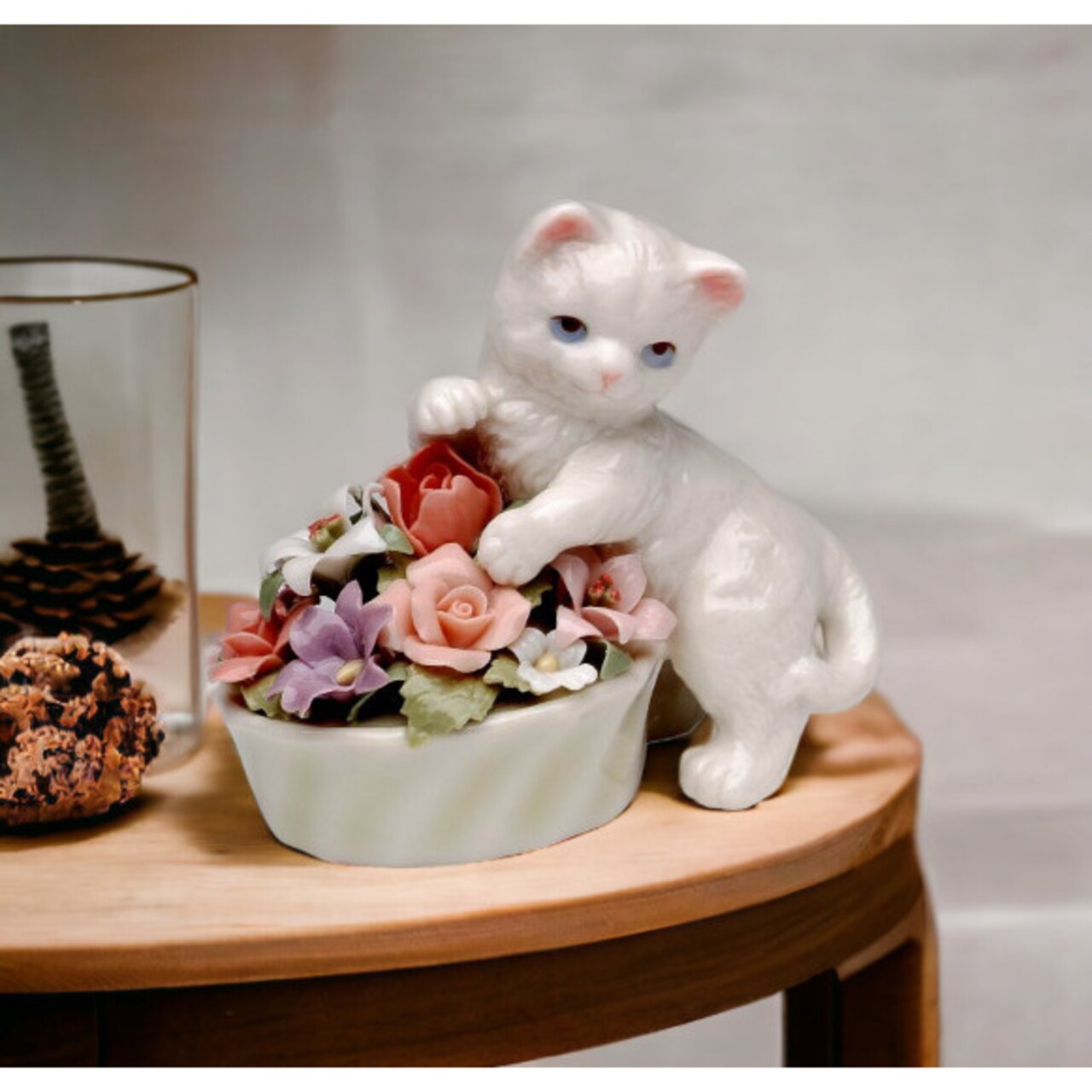 kevinsgiftshoppe Ceramic Kitten With Flowers Pot Figurine Home Decor Spring  Decor